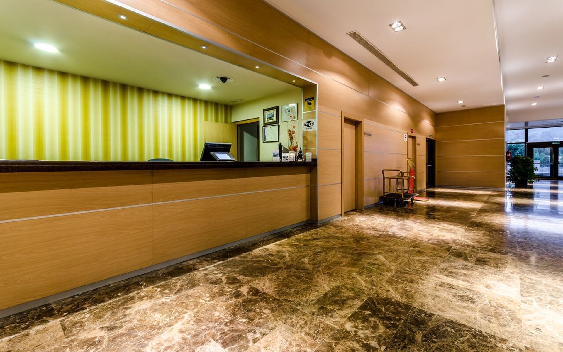 Alcala Plaza Hotel Alcala de Henares Ngoại thất bức ảnh