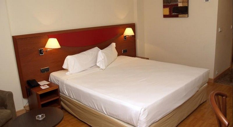 Alcala Plaza Hotel Alcala de Henares Ngoại thất bức ảnh