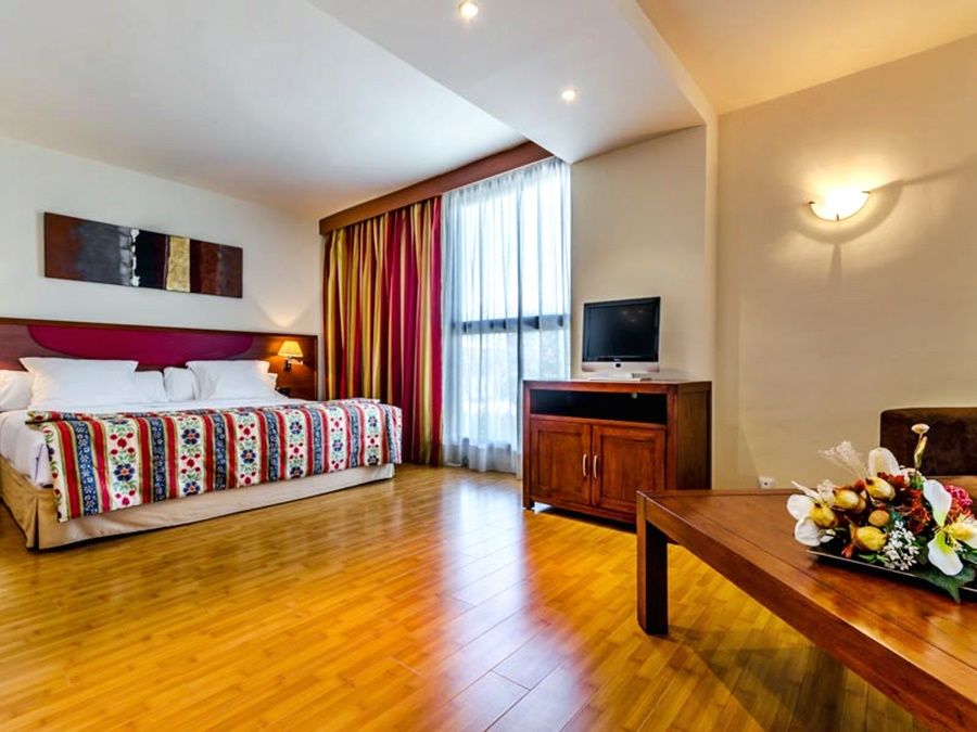 Alcala Plaza Hotel Alcala de Henares Ngoại thất bức ảnh